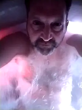 Snapshot of Vernalot_76 chatting on 01/12/25, 07:21 Vernalot 76 online show from 01/12/25, 07:21