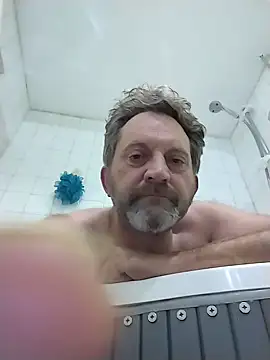 Snapshot of Vernalot_76 chatting on 09/23/25, 08:56 Vernalot 76 online show from 09/23/25, 08:56