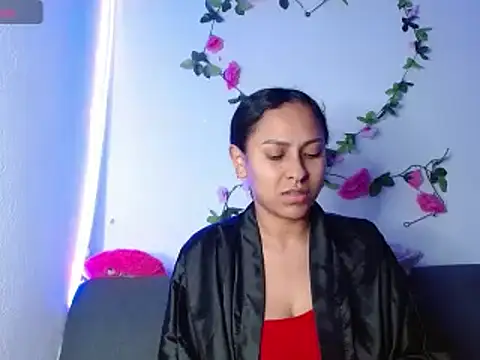 Snapshot of Cereza_horny chatting on 12/07/24, 05:15 Cereza horny online show from 12/07/24, 05:15