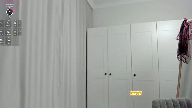 snowiie online show from 10/31/25, 05:14