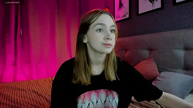 Lesi Moonie01 online show from 02/11/26, 09:14