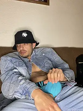 canochvz online show from 04/05/26, 09:17