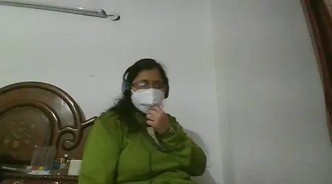 Snapshot of cutiecatty21 chatting on 12/02/24, 03:14 cutiecatty21 online show from 12/02/24, 03:14