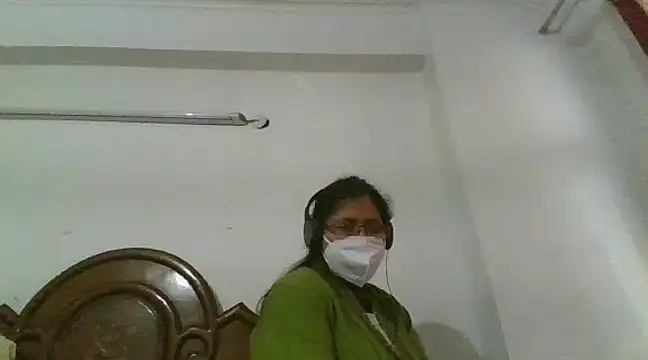 Snapshot of cutiecatty21 chatting on 12/03/24, 11:01 cutiecatty21 online show from 12/03/24, 11:01