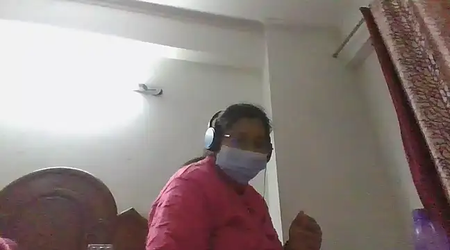 Snapshot of cutiecatty21 chatting on 02/14/25, 04:52 cutiecatty21 online show from 02/14/25, 04:52