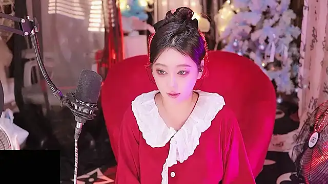 Missy Nana21 online show from 10/20/25, 04:18