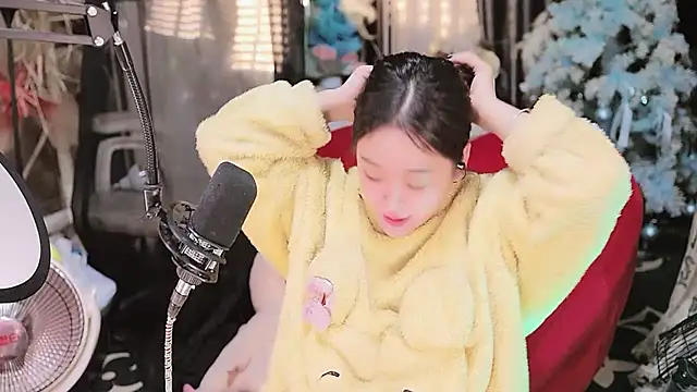 Missy Nana21 online show from 11/08/25, 04:18