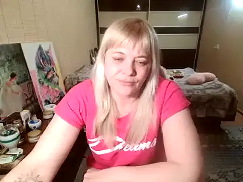 Lia Laguna77 online show from 02/17/26, 05:41