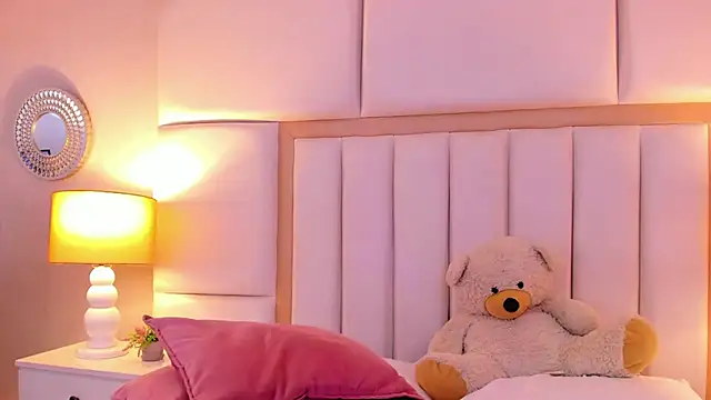 AmbarSantany online show from 03/15/25, 12:15