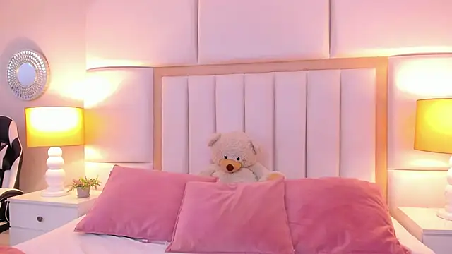 AmbarSantany online show from 03/15/25, 09:16