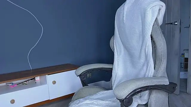 alyx garden online show from 01/18/25, 12:04