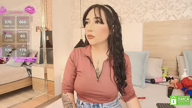 Snapshot of Megansttein_ chatting on 11/22/25, 07:02 Megansttein online show from 11/22/25, 07:02