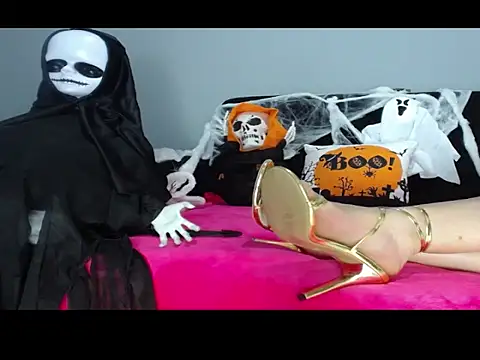 sasha-star11 online show from 10/19/25, 09:43