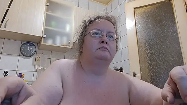 Snapshot of melissaBlessing chatting on 07/08/26, 11:20 melissaBlessing online show from 07/08/26, 11:20