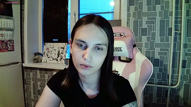 BlackHe4rts  online show from 12/15/24, 02:19