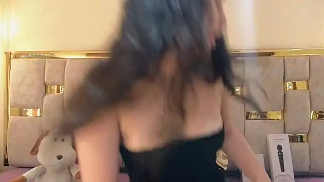 lilimini032 online show from 02/25/26, 08:18