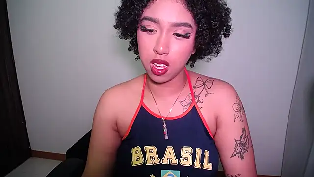 Snapshot of barbara_falcons chatting on 09/29/25, 03:11 barbara falcons online show from 09/29/25, 03:11