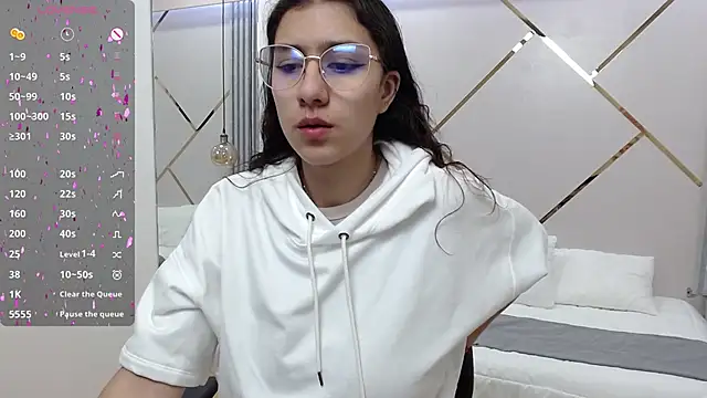 Lita Rogers online show from 12/28/24, 02:10