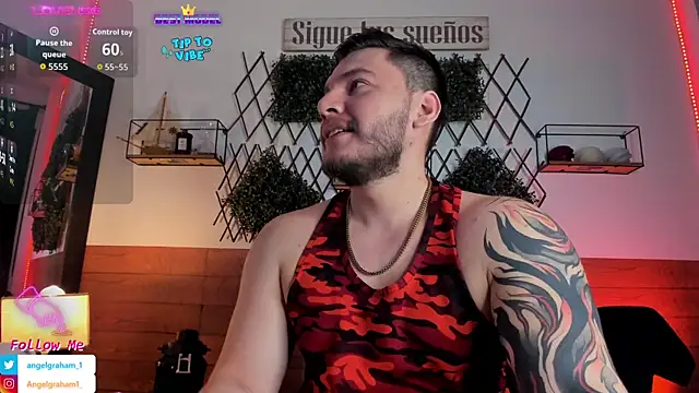 Snapshot of Angelgraham_1 chatting on 09/24/25, 04:10 Angelgraham 1 online show from 09/24/25, 04:10