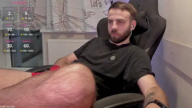 Snapshot of OtisRam chatting on 11/06/25, 10:43 OtisRam online show from 11/06/25, 10:43