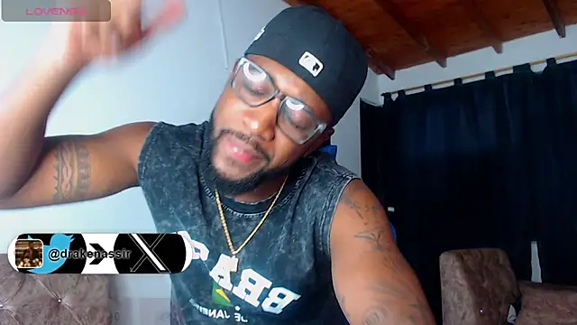 Snapshot of Drake_Nassir4 chatting on 07/11/26, 07:22 Drake Nassir4 online show from 07/11/26, 07:22