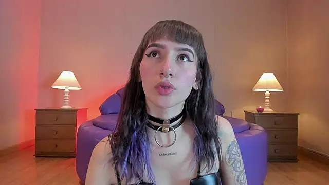 Snapshot of ElectraRaptiis chatting on 02/05/25, 01:22 ElectraRaptiis online show from 02/05/25, 01:22