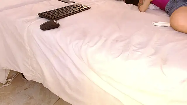 Kimandyuk online show from 01/31/25, 01:33