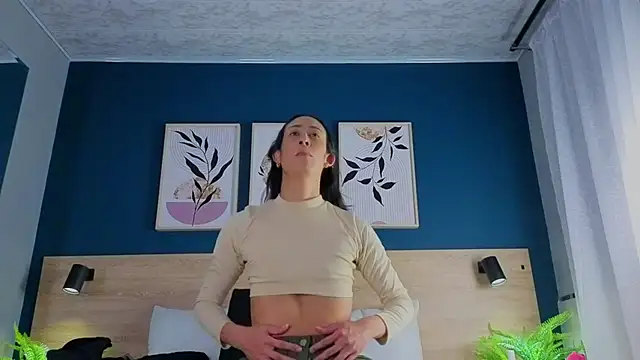 GabyPetit online show from 09/30/25, 07:52