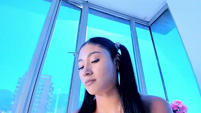 Megan Lim online show from 01/12/25, 04:29