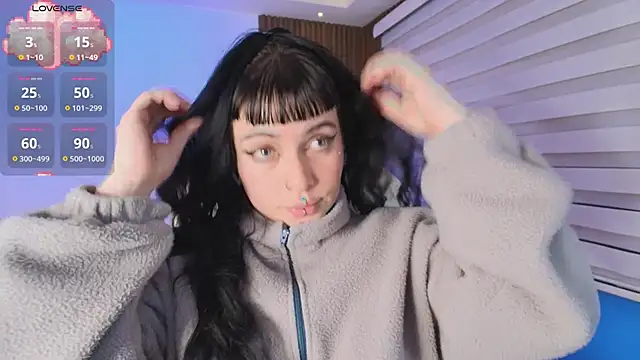 Lucy Smith2 online show from 09/30/25, 07:52