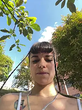 Snapshot of VioletaSubmissive chatting on 03/13/26, 09:43 VioletaSubmissive online show from 03/13/26, 09:43