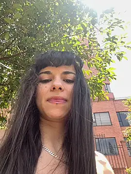 Snapshot of VioletaSubmissive chatting on 03/15/26, 06:03 VioletaSubmissive online show from 03/15/26, 06:03