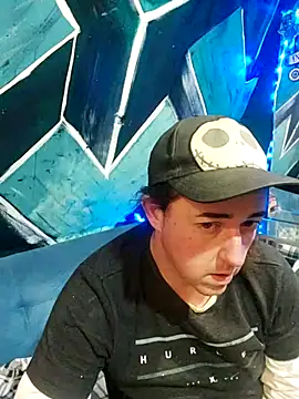 Snapshot of Boo-boo_kittyfux chatting on 10/26/25, 12:27 Boo-boo kittyfux online show from 10/26/25, 12:27