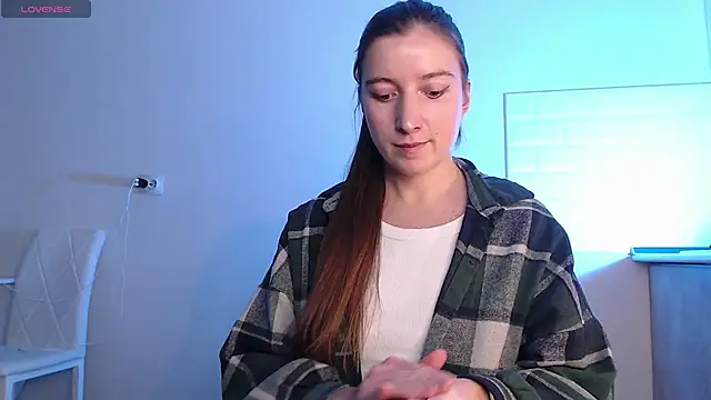 Eva Hailey  online show from 01/11/26, 04:39