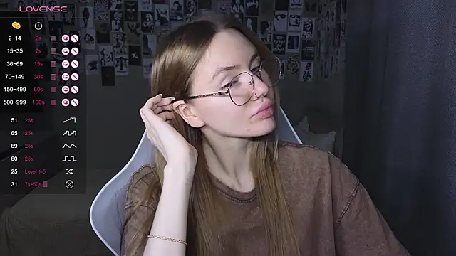 littlevildevil online show from 03/10/26, 06:51