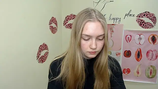 MademoiselleCl online show from 12/06/24, 01:11