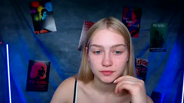 MademoiselleCl online show from 09/28/25, 06:57