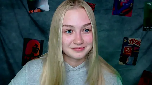 MademoiselleCl online show from 10/07/25, 12:13