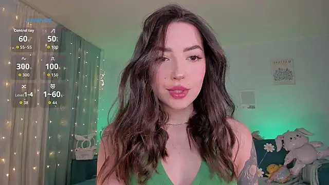 Snapshot of Oh_My_Dianee chatting on 04/02/26, 07:39 Oh My Dianee online show from 04/02/26, 07:39