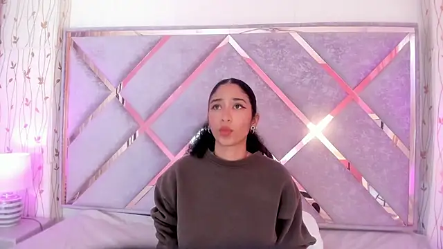 Snapshot of _lanna_jhonson_ chatting on 12/31/24, 05:40 lanna jhonson online show from 12/31/24, 05:40