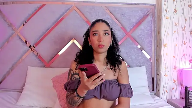 Snapshot of _lanna_jhonson_ chatting on 02/01/25, 12:05 lanna jhonson online show from 02/01/25, 12:05