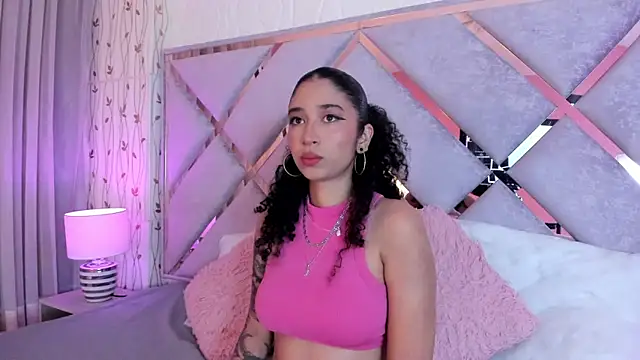 Snapshot of _lanna_jhonson_ chatting on 02/10/25, 12:30 lanna jhonson online show from 02/10/25, 12:30