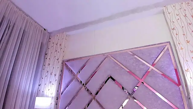 Snapshot of _lanna_jhonson_ chatting on 02/24/25, 07:00 lanna jhonson online show from 02/24/25, 07:00