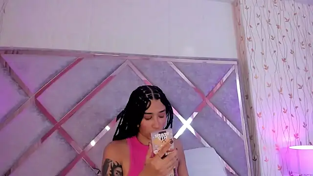 Snapshot of _lanna_jhonson_ chatting on 03/01/25, 12:01 lanna jhonson online show from 03/01/25, 12:01