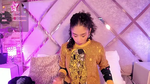 Snapshot of _lanna_jhonson_ chatting on 10/18/25, 12:35 lanna jhonson online show from 10/18/25, 12:35