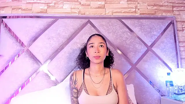 Snapshot of _lanna_jhonson_ chatting on 10/23/25, 11:09 lanna jhonson online show from 10/23/25, 11:09