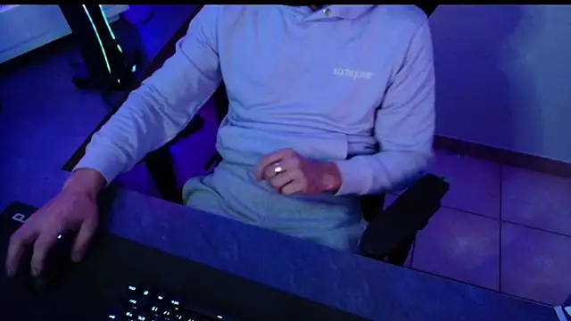 Vlad230323 online show from 12/04/24, 04:16