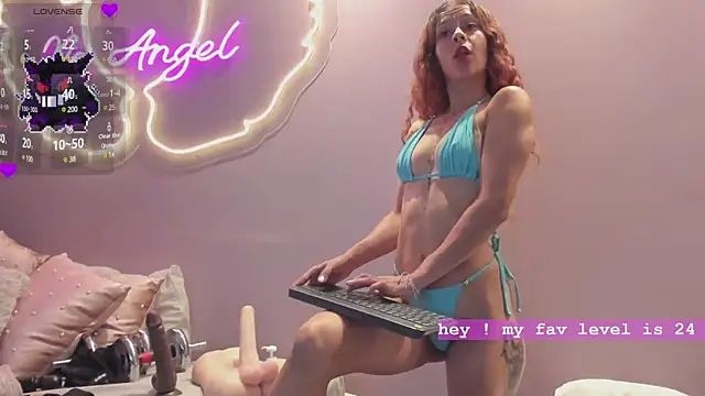 Ninna monroe  online show from 02/16/25, 05:15