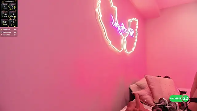 Ninna monroe  online show from 09/18/25, 04:20