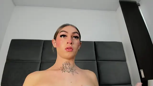 Lizz Luna online show from 09/11/25, 02:28